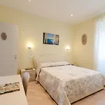 게스트하우스 Le Tre Spezie 4*