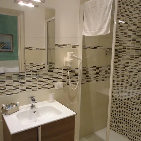 Le Tre Spezie 3* 라스페치아