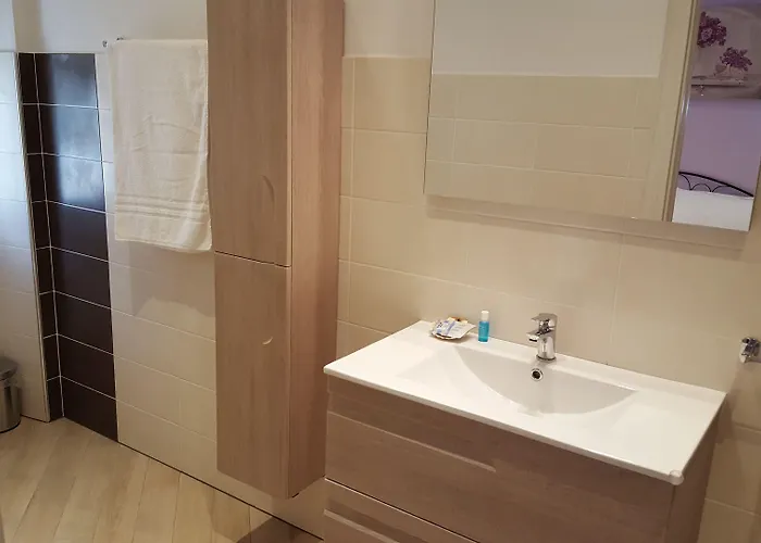 Le Tre Spezie Konukevi